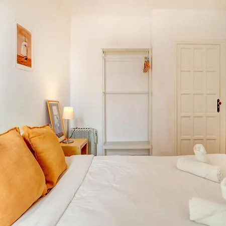 アパート Gladiator By Hello Homes